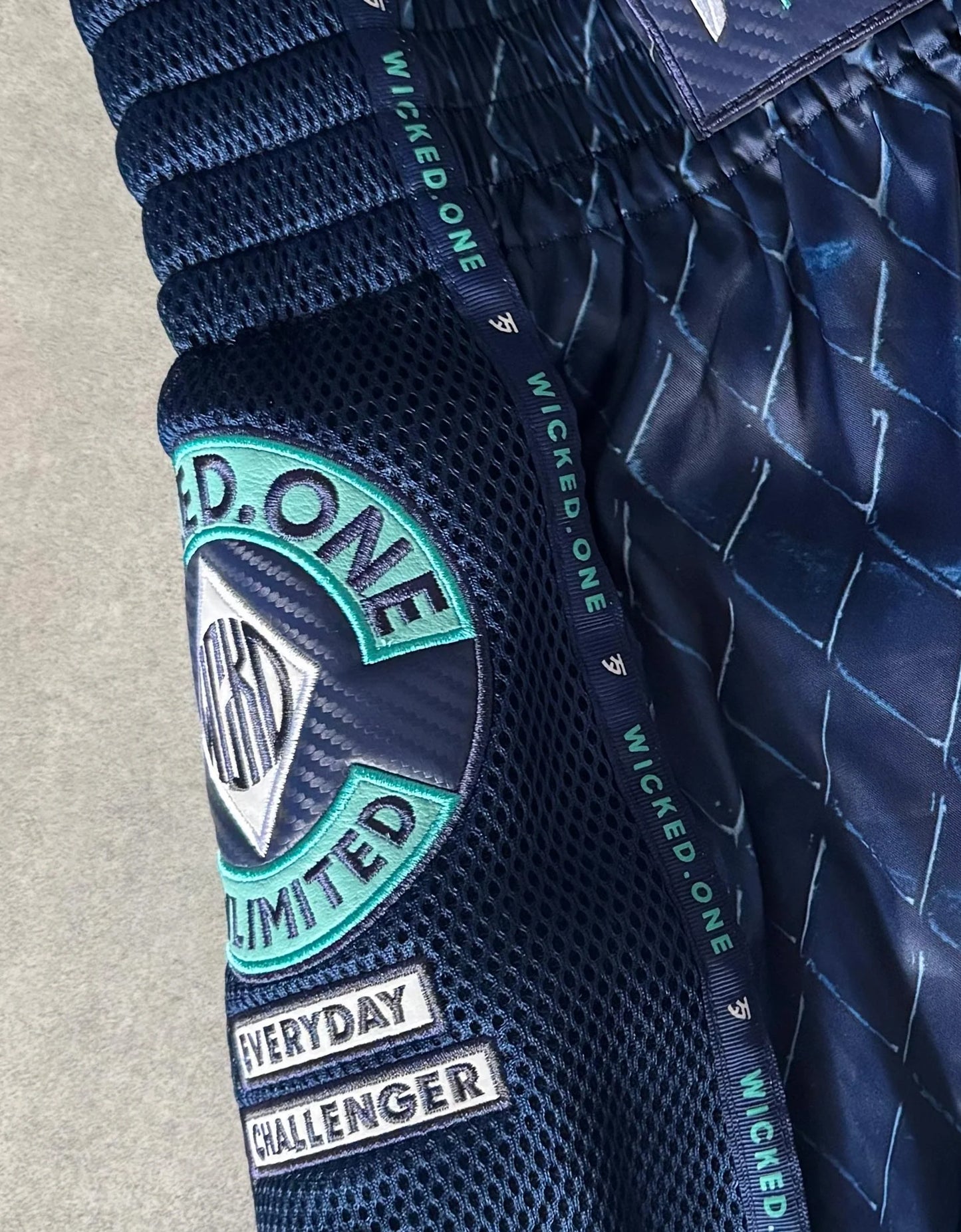 MUAY THAI SHORT CAGE NAVY