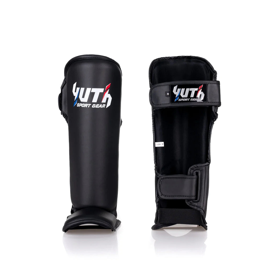 YUTH SIGNATURE LINE BLACK SHIN GUARD