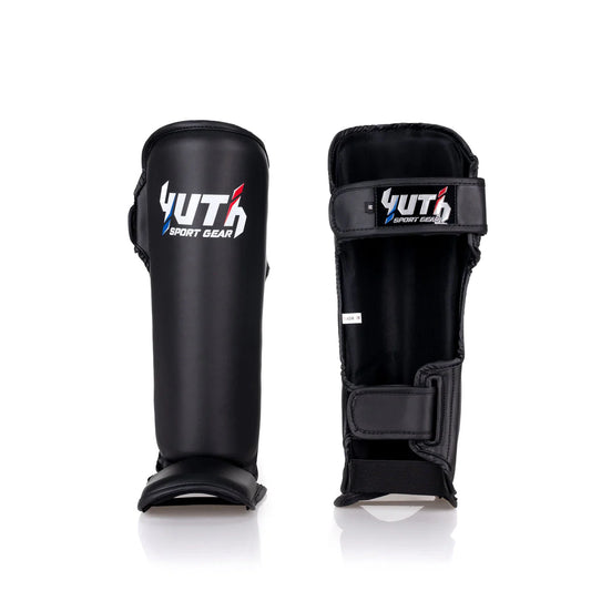 YUTH SIGNATURE LINE BLACK SHIN GUARD
