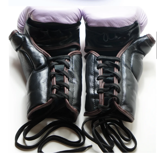 Yibuko Lace-Up MMA glove (Crawford)